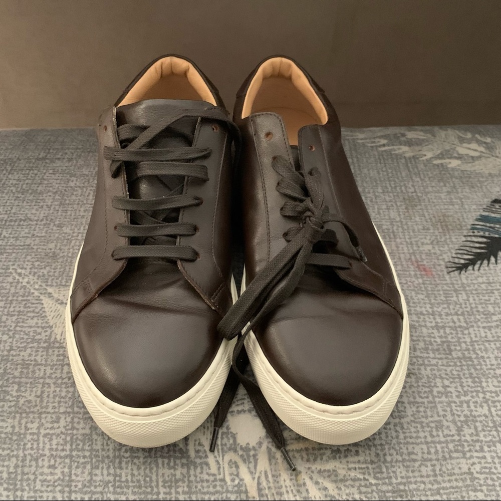 Untuckit leather lace up shoe